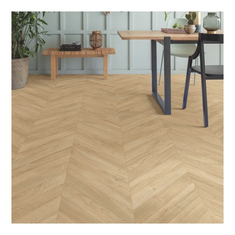 QUICK·STEP IMPRESS.PATTERNS ROBLE MEDIUM CHEVRON