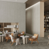 Panel Travertino Satin instalado en espacio comercial - estilo sofisticado y durabilidad superior